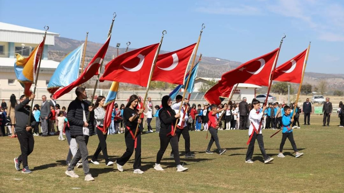 Cumhuriyetimizin 101. Yılı Coşkuyla Kutlandı...